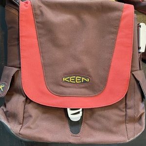 KEEN Oswego Crossbody Bag